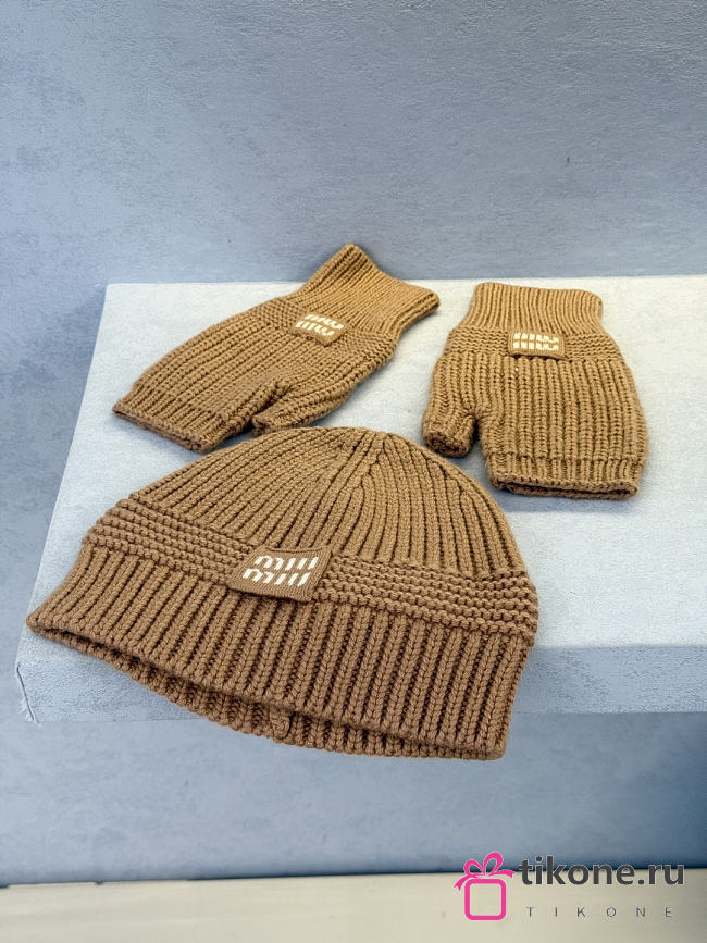 Miumiu Combo Beanie/Gloves Wool And Cashmere Camel Brown - 1