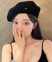 Chanel Velvet Beret Black - 4