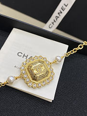 Chanel Choker Metal Glass Pearls & Diamantés Gold Pearly White & Crystal - 3