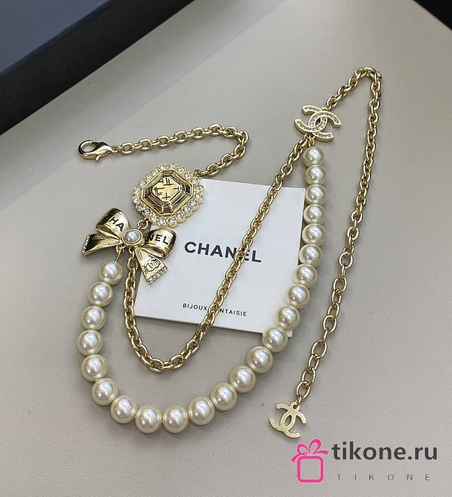 Chanel Gold C-shaped Diamond Necklace Pearl Lace Two Chains - 1