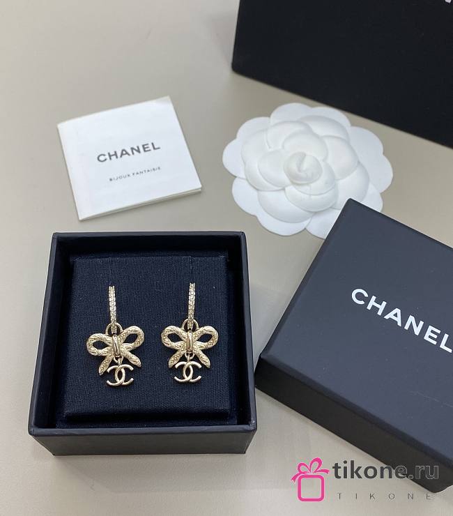 Chanel Ribbon Bow CC Earrings Light Gold - 1
