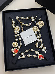 Chanel Long Necklace Metal Glass Pearls & Strass Gold Red Pearly White & Crystal - 5