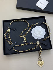 Chanel Diamond Heart Shaped Leather Chain Belt - 6