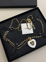 Chanel Chain Belt Metal Resin Calfskin & Strass Gold Pearly White Black & Crystal - 5