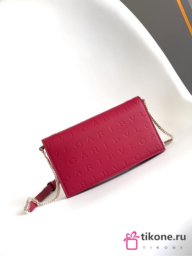 Bvlgari Logo Infinitum Leather Wallet on chain In Red - 19x10.5x4.5cm - 1