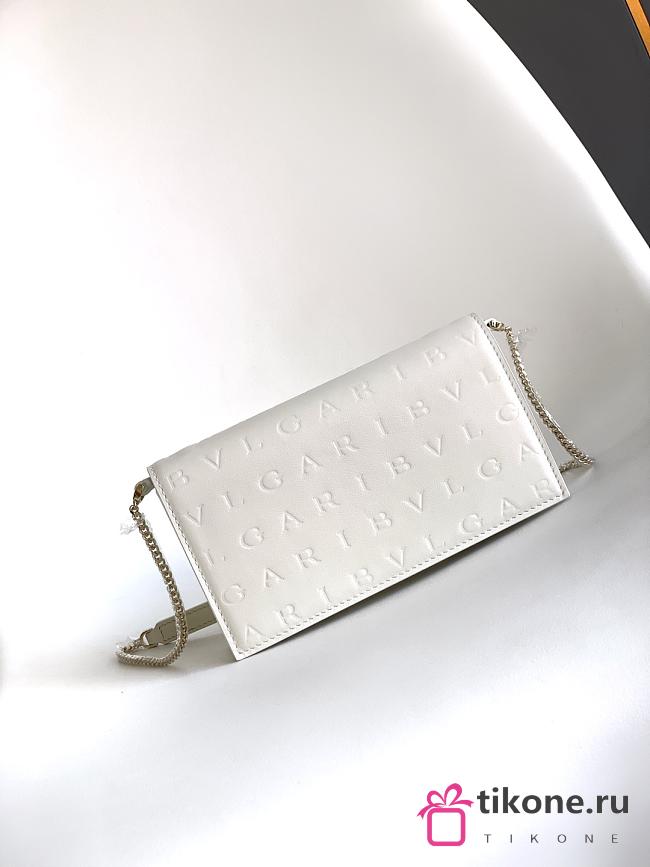 Bvlgari Logo Infinitum Leather Wallet on chain In White - 19x10.5x4.5cm - 1