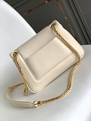 Bvlgari Serpenti Reverse Small Shoulder Bag White - 22.5x15x7cm - 6