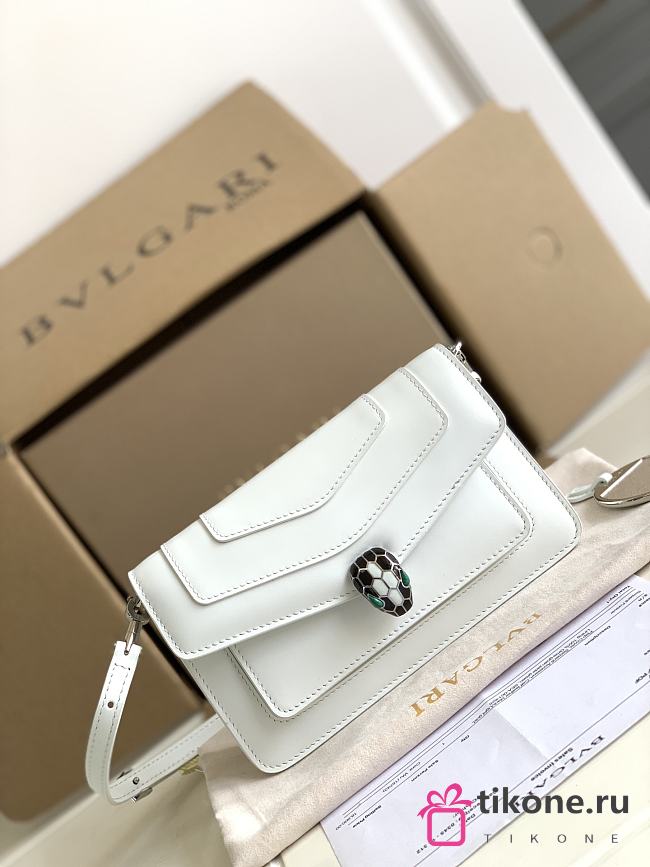 Bvlgari Serpenti Forever Chain Wallet Calf Leather White - 20x12x4.5cm - 1