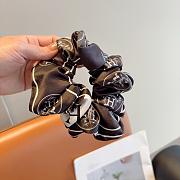 Hermes Silk Scrunchies Black/White  - 5