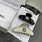 Chanel Claw Clip White - 5