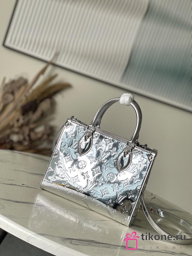 LV Ski Onthego PM Silver Monogram Embossed Canvas M26373 - 25x19x11.5cm - 1