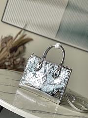 LV Ski Onthego PM Silver Monogram Embossed Canvas M26373 - 25x19x11.5cm - 1