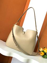 Celine Medium Camille 16 Soft Bag In Smooth Calfskin Beige - 36x29.5x7cm - 4