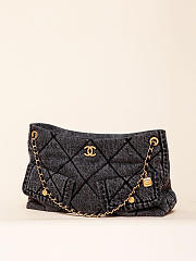 Chanel Maxi Flapbag Washed Denim & Gold Tone Metal Black - 45x27x10cm - 5