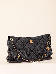 Chanel Maxi Flapbag Washed Denim & Gold Tone Metal Black - 45x27x10cm - 2