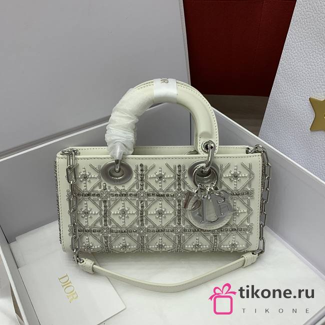 Dior Lady D-Joy Beaded Embroidery Bag White - 22x12x6 - 1