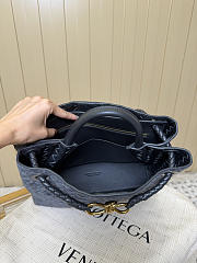 Bottega Veneta Medium Andiamo Intrecciato Suede Graphite - 32x25x11cm - 4