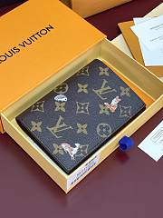 LV Monogram Forest Passport Cover M27023 - 14x10x2.5cm - 3