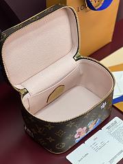 LV Vivienne Nice Mini Monogram Snowy Pearl M26647 - 20x13.5x12cm - 6