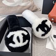 Chanel Earmuffs Shearling Lambskin Ecru & Black White - 4