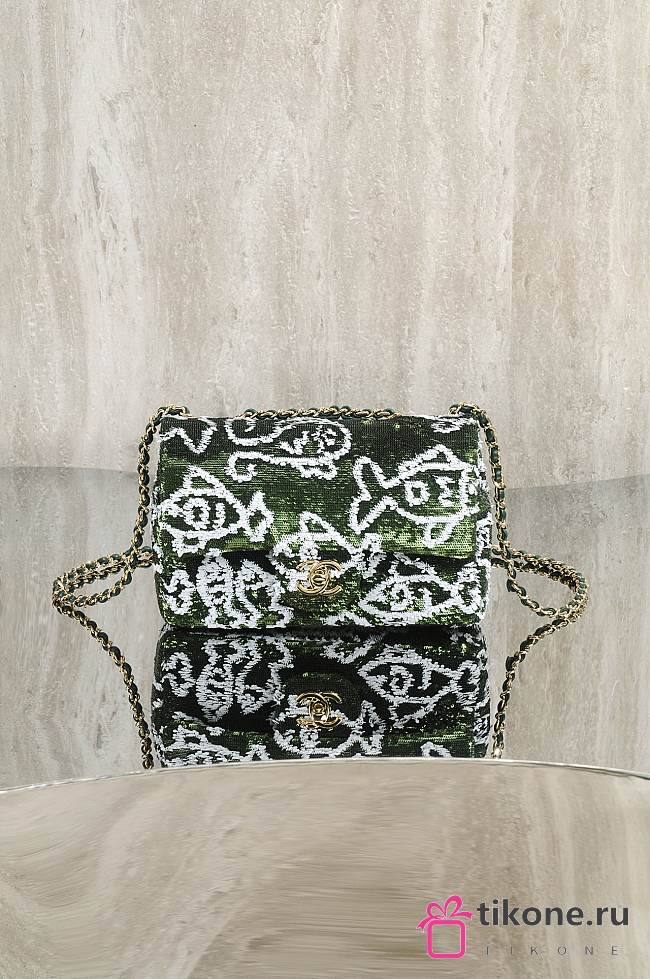 Chanel Flap Bag Sequins & Gold Tone Metal Green White- 20x14x8cm - 1