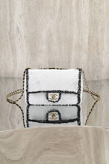 Chanel Flap Bag Sequins & Gold Tone Metal White & Black - 21x14x8cm