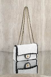 Chanel Flap Bag Sequins & Gold Tone Metal White & Black - 21x14x8cm - 6