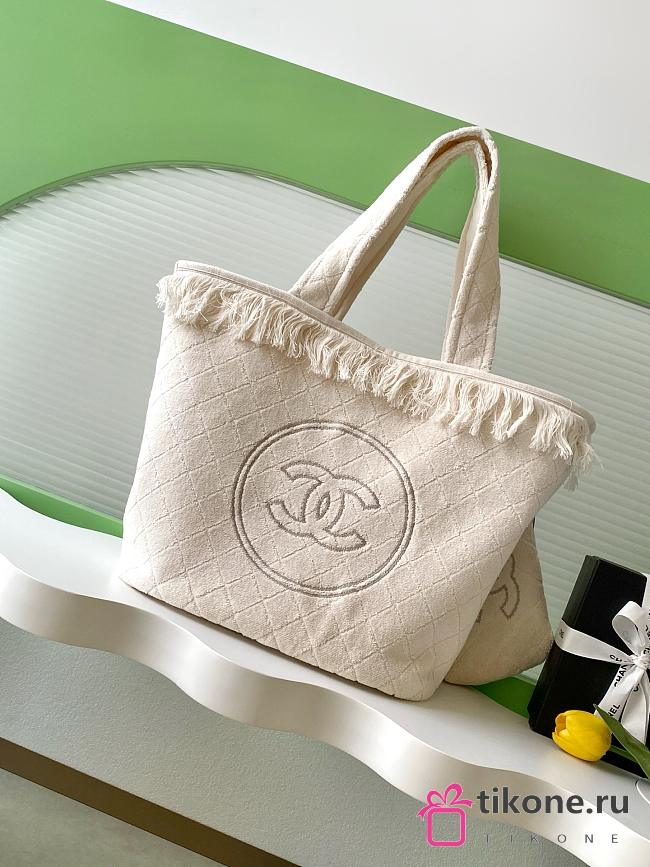 Chanel Coco Beach Quilted Terry Tote White - 58x38x20cm - 1