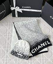 Chanel Combo Scarf/Beanie Cashmere & Wool White & Black - 2