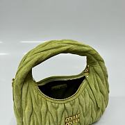 Miumiu Small Wander Matelasse Suede Bag Ivy Green 5BC125 - 20x17x6cm - 5