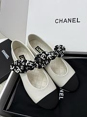 Chanel Mary Janes Lambskin Silk & Grosgrain White & Black - 2