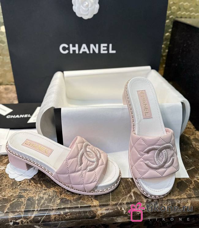 Chanel Mules Quilted Lamskin Light Pink  - 1
