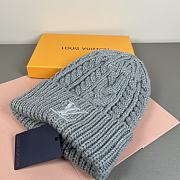 LV Mini Cable Beanie Gray - 1