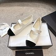 Chanel Mary Janes Lambskin & Velvet White & Black - 2