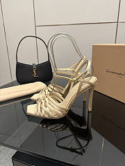 Gianvito Rossi 95 Kerry Sandals Beige - 4