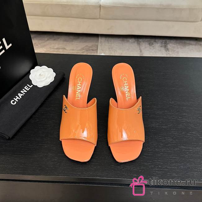 Chanel Mules Patent Calfskin Coral 95mm - 1