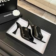 Chanel Mules Patent Calfskin Black 95mm - 4