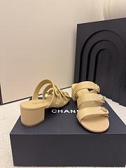 Chanel Mules Shiny Calfskin Beige 40mm - 3