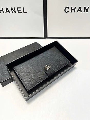 Gift Prada Large Saffiano Leather Wallet Black (bills over $450)