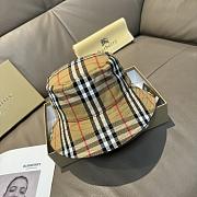 Gift Burberry Bucket Hat Beige - 1