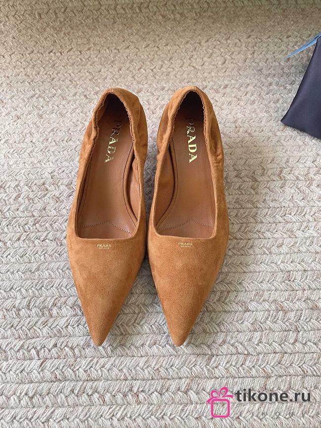 Prada 55mm Ruched-Effect Pointed-Toe Suede Pumps Cinnamon 1I188O - 1