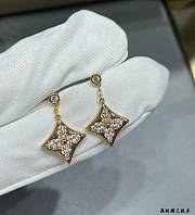 LV Blossom BB Star Earrings Gold and Diamonds - 1