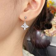 LV Blossom BB Star Earrings Silver and Diamonds - 5