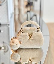 LV Capusnow Capucines Shearling Leather M26324 - 20x13x11cm - 5