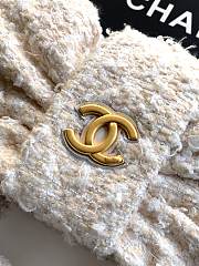 Chanel Mini Bow Bag Tweed & Gold Tone Metal Beige & White - 26x18x5cm - 5