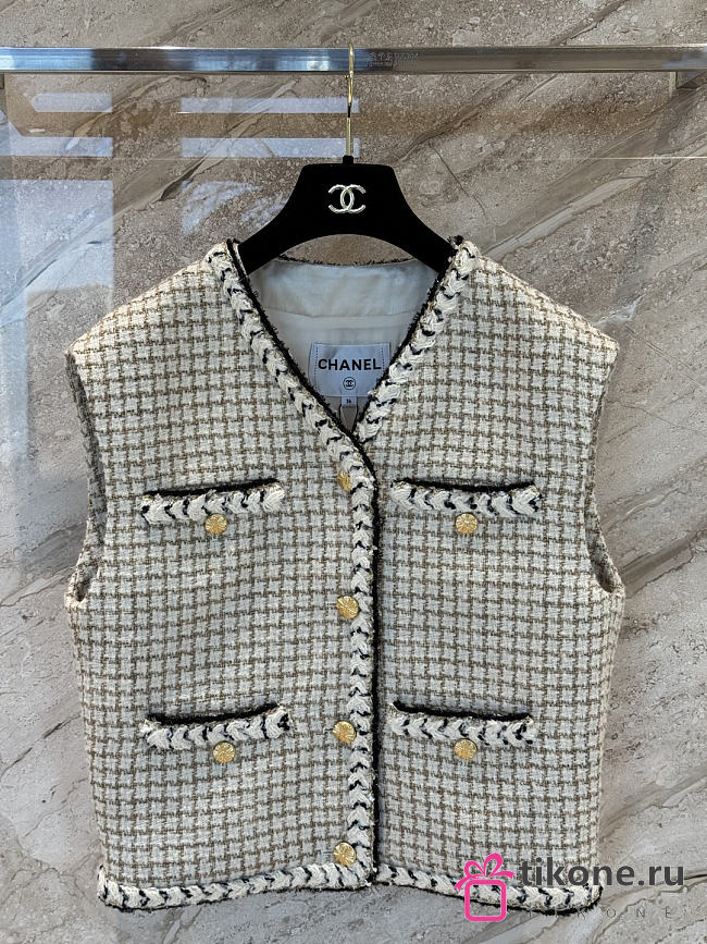 Chanel Vest Wool & Mohair Tweed  Ecru Beige Gold & Black - 1