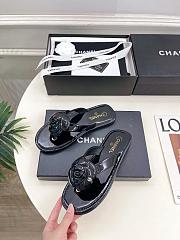 Chanel Thongs Patent Calfskin Black - 2