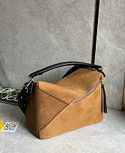 Loewe Large Puzzle Bag In Pressed Suede in Brown - 33x21.5x15cm - 5