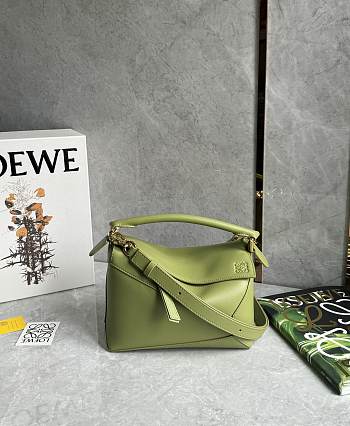 Loewe Small Puzzle Edge Bag In Classic Calfskin Light Moss - 24x16.5x10.5cm