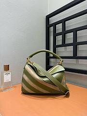 Loewe Small Puzzle Bag In Classic Calfskin And Suede Olive/Gold - 24x16.5x10.5cm - 2